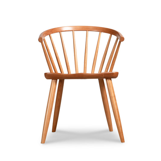 Dover Curveback Windsor Chair by Vermont Woods Studios showcasing its elegant curved spindle back, smooth seat, and sturdy four-leg design.